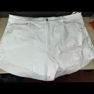 White American Eagle Shorts